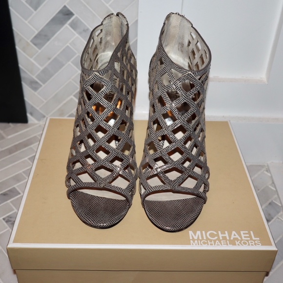 Michael Kors Heels - Picture 1 of 7